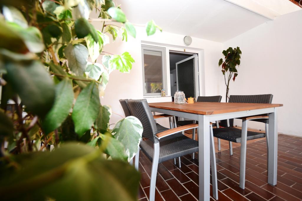 Apartments Katarina เวลีราต ภายนอก รูปภาพ
