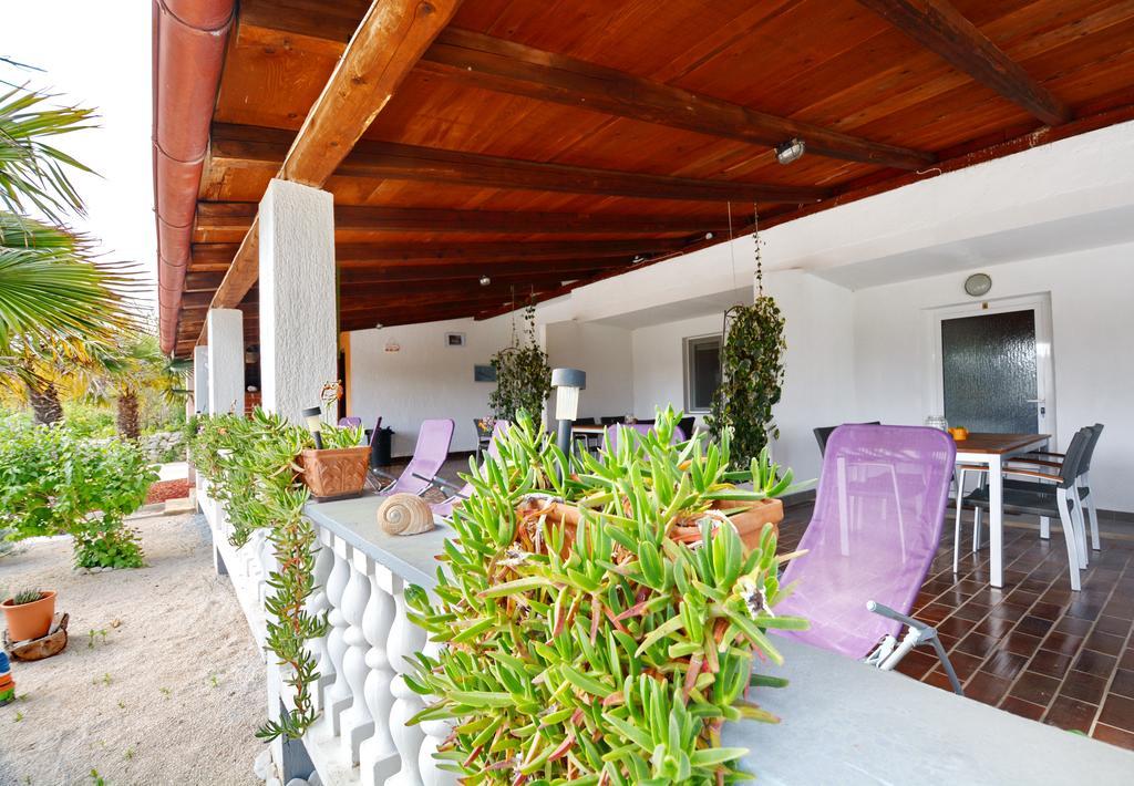 Apartments Katarina เวลีราต ภายนอก รูปภาพ