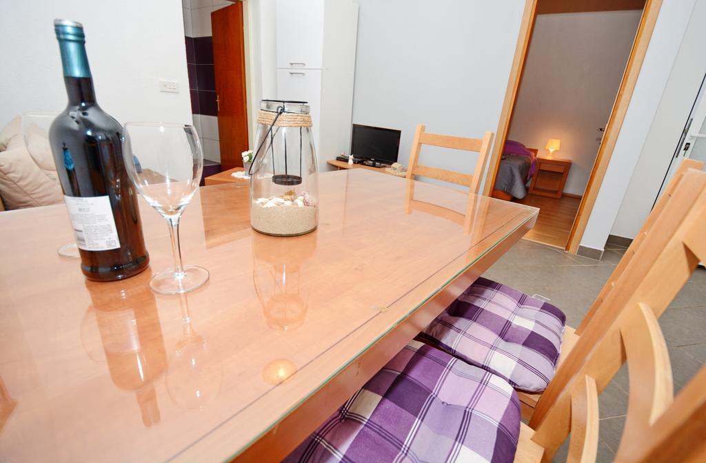 Apartments Katarina เวลีราต ภายนอก รูปภาพ