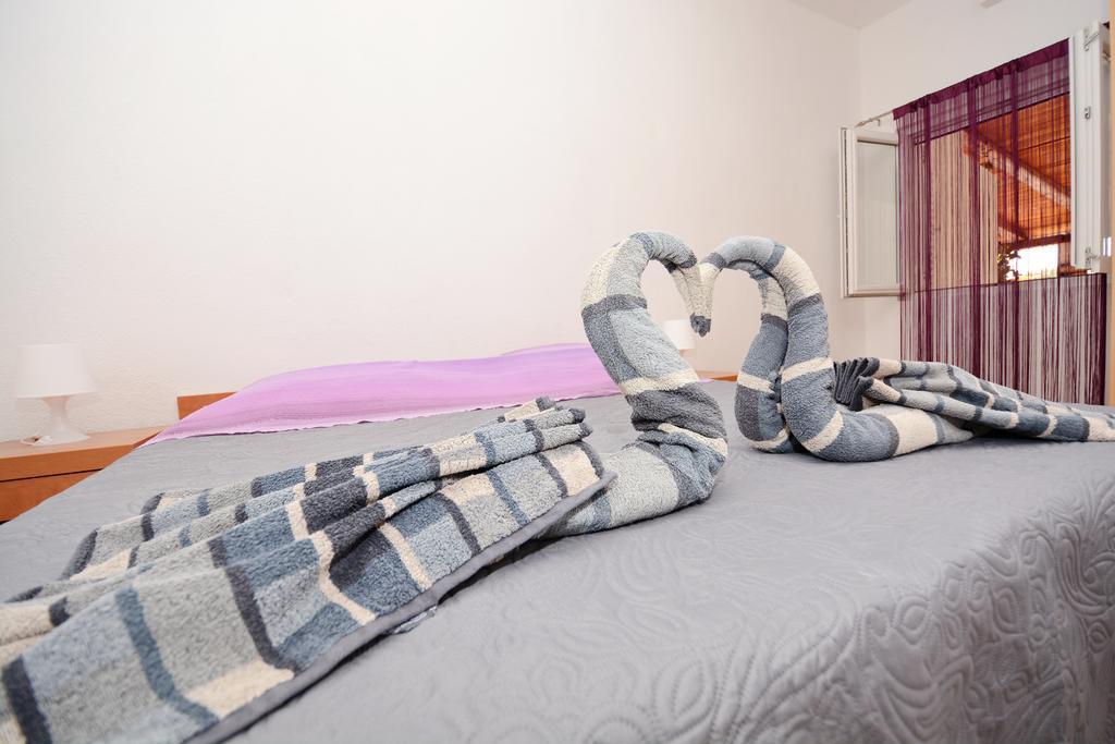 Apartments Katarina เวลีราต ภายนอก รูปภาพ