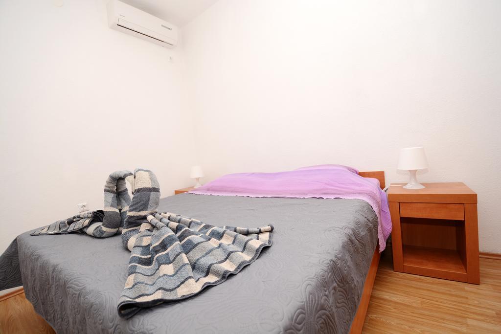 Apartments Katarina เวลีราต ภายนอก รูปภาพ