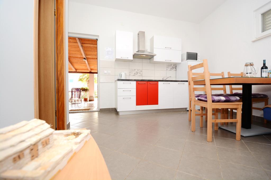 Apartments Katarina เวลีราต ภายนอก รูปภาพ